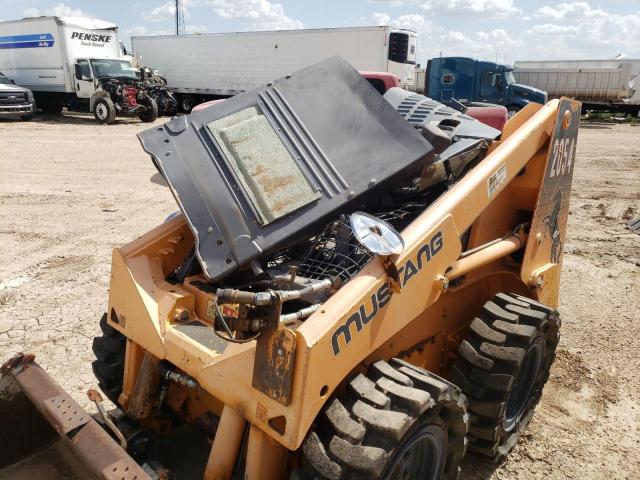 BOS - 2004 OTHER SKIDSTEER YELLOW photo 9