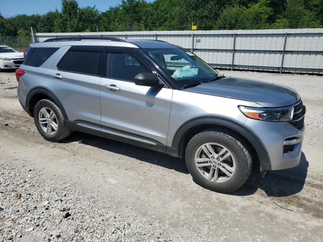 1FMSK8DH5NGB03927 - 2022 FORD EXPLORER XLT 银色 照片 4