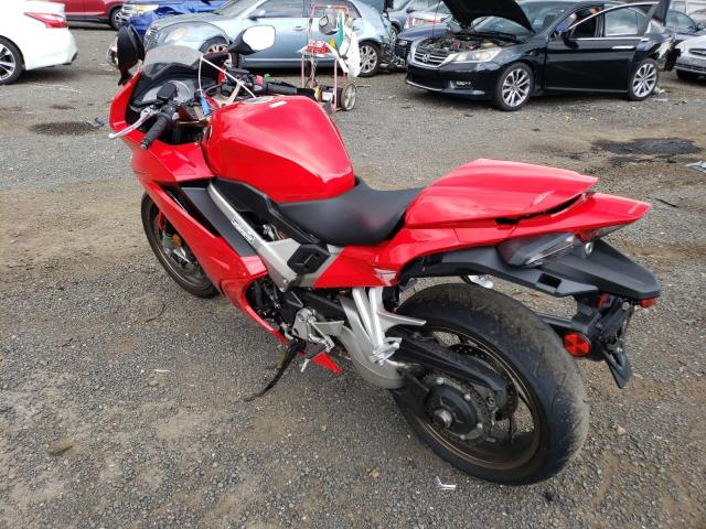 JH2RC7916EK000462 - 2014 HONDA VFR800 F RED photo 3