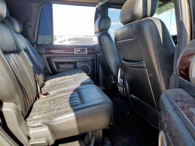 5LMFU27526LJ22533 - 2006 LINCOLN NAVIGATOR BLACK photo 11