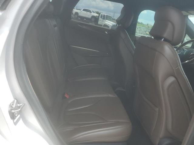 5LMCJ3C9XHUL19165 - 2017 LINCOLN MKC RESERVE Beyaz fotoğraf 11