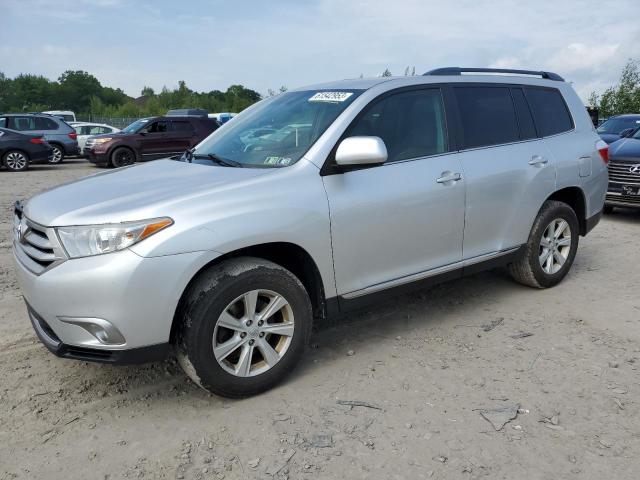 5TDBK3EH6DS229885 - 2013 TOYOTA HIGHLANDER BASE SILVER photo 1