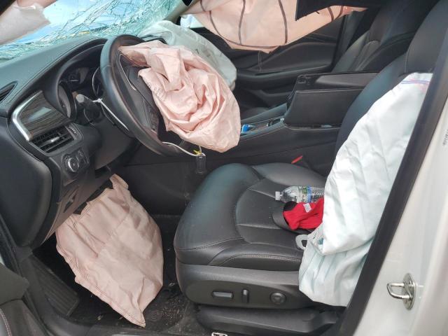 LRBFX1SA3JD081280 - 2018 BUICK ENVISION ESSENCE WHITE photo 7