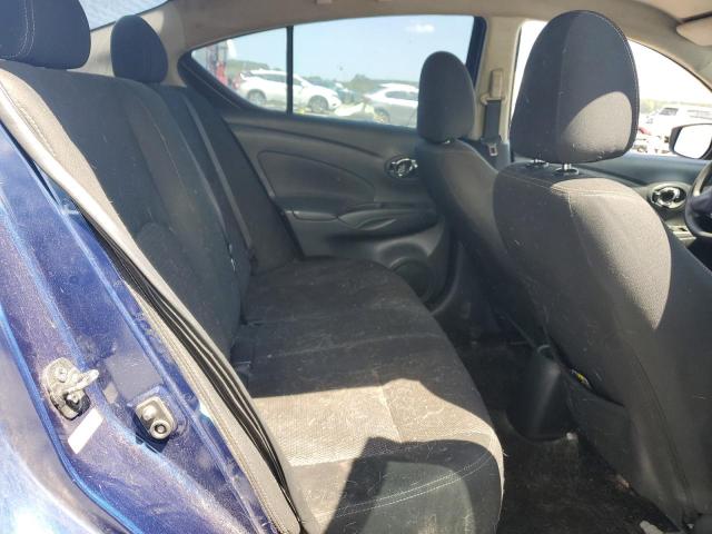 3N1CN7APXJL800332 - 2018 NISSAN VERSA S 蓝色 照片 10