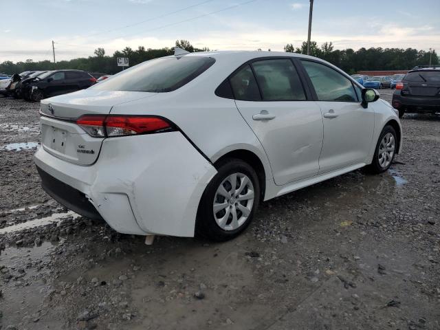 JTDBCMFE5R3064766 - 2024 TOYOTA COROLLA LE WHITE photo 3