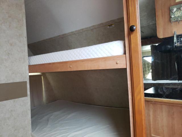 4YDT200277B410847 - 2007 KEYSTONE PASSPORT WHITE photo 5