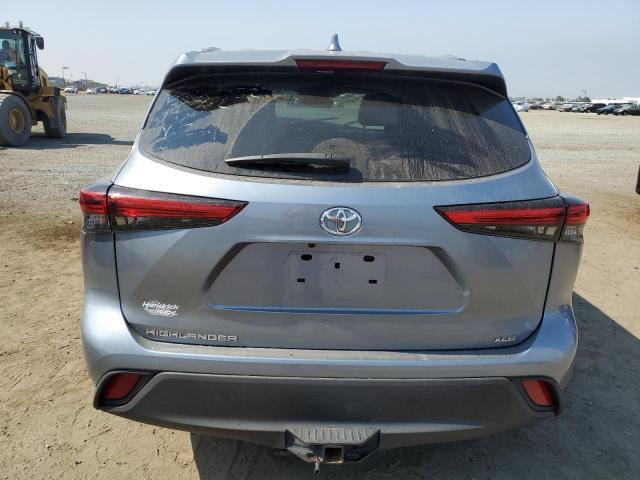 5TDHZRAH9MS060783 - 2021 TOYOTA HIGHLANDER XLE BLUE photo 6