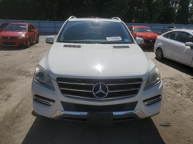 4JGDA5HB0CA002763 - 2012 MERCEDES-BENZ ML 350 4MATIC WHITE photo 5