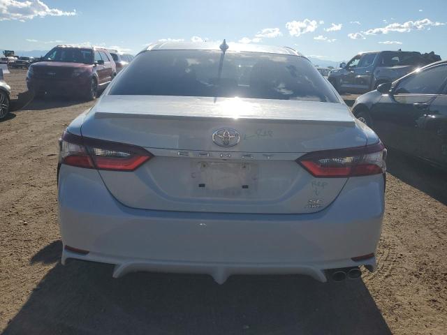 4T1G11BK6PU082167 - 2023 TOYOTA CAMRY SE NIGHT SHADE SILVER photo 6