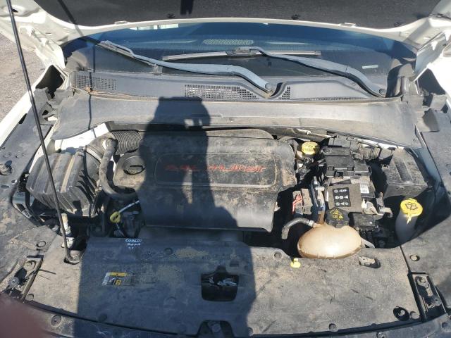 3C4NJCBB3JT271710 - 2018 JEEP COMPASS LATITUDE WHITE photo 11