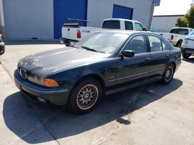 WBADM6339XBY20720 - 1999 BMW 528 I AUTOMATIC GREEN photo 1