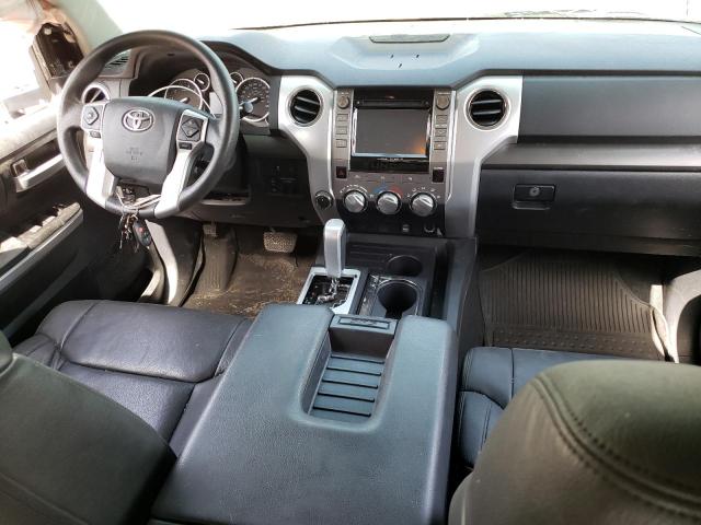 5TFUW5F1XHX622444 - 2017 TOYOTA TUNDRA DOUBLE CAB SR/SR5 BLACK photo 8