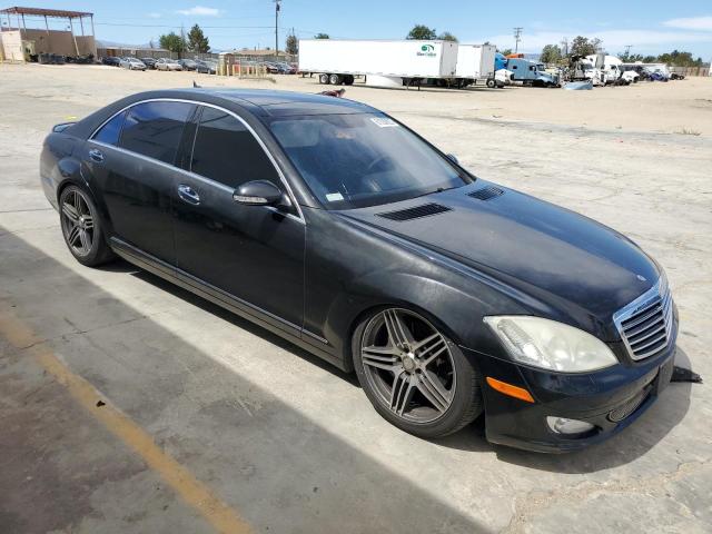 WDDNG71X57A106024 - 2007 MERCEDES-BENZ S 550 BLACK photo 4