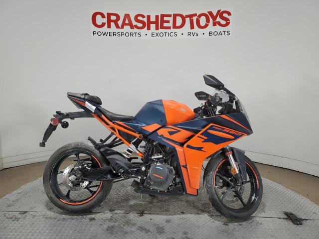 MD2JYJ402NC217109 - 2022 KTM 390 RC TWO TONE photo 1