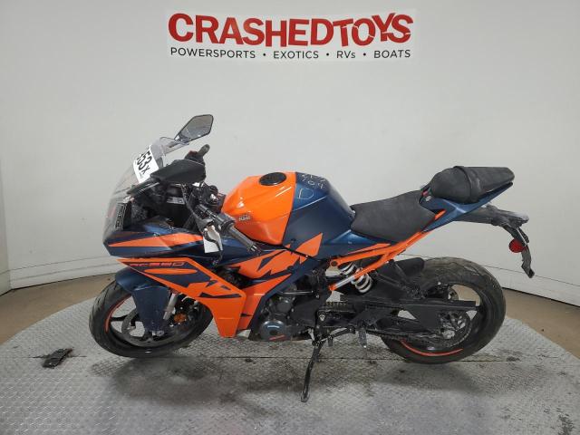 MD2JYJ402NC217109 - 2022 KTM 390 RC TWO TONE photo 3