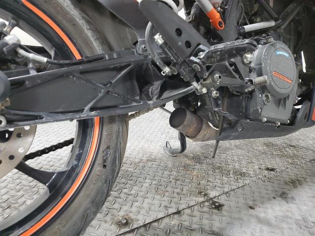 MD2JYJ402NC217109 - 2022 KTM 390 RC TWO TONE photo 9