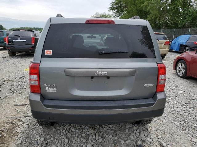 1C4NJRFBXDD137543 - 2013 JEEP PATRIOT LATITUDE GRAY photo 6