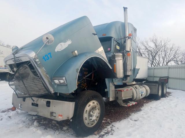 1FUJAPAV65DN44824 - 2005 FREIGHTLINER CONVENTIONAL FLD132 XL CLASSIC  photo 2