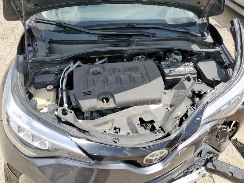 JTNKHMBX2L1074100 - 2020 TOYOTA C-HR XLE GRAY photo 11