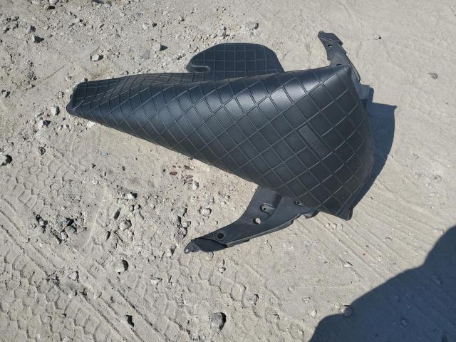 5TDKKRFH6GS506833 - 2016 TOYOTA HIGHLANDER XLE WHITE photo 13