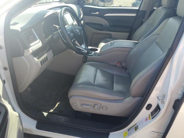 5TDKKRFH6GS506833 - 2016 TOYOTA HIGHLANDER XLE WHITE photo 7