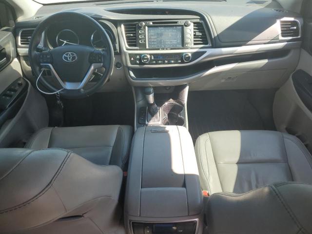 5TDKKRFH6GS506833 - 2016 TOYOTA HIGHLANDER XLE WHITE photo 8