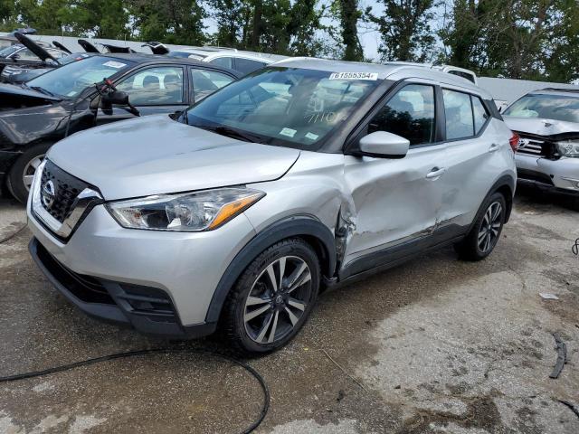 3N1CP5CU0JL533753 - 2018 NISSAN KICKS S SILVER photo 1