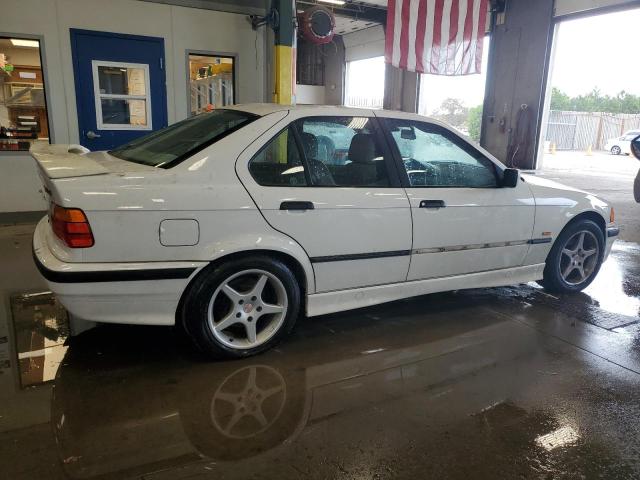 WBACC0321VEK21731 - 1997 BMW 318 I AUTOMATIC WHITE photo 3