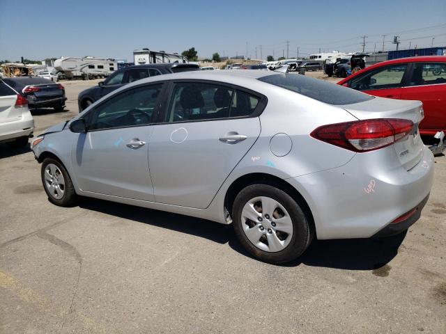 3KPFK4A74JE273684 - 2018 KIA FORTE LX SILVER photo 2