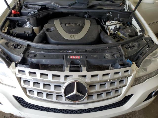 4JGBB8GB0BA702451 - 2011 MERCEDES-BENZ ML 350 4MATIC WHITE photo 12