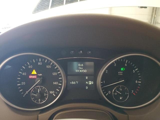 4JGBB8GB0BA702451 - 2011 MERCEDES-BENZ ML 350 4MATIC WHITE photo 9