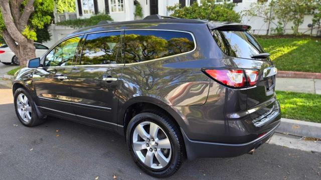 1GNKRJKDXFJ189139 - 2015 CHEVROLET TRAVERSE LTZ GRAY photo 3