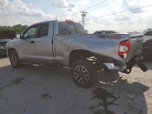 5TFUW5F16FX429429 - 2015 TOYOTA TUNDRA DOUBLE CAB SR/SR5 SILVER photo 2