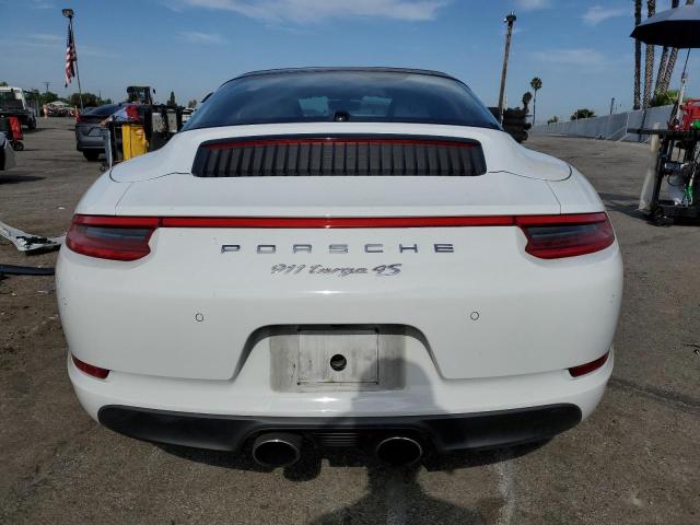 WP0BB2A95KS125658 - 2019 PORSCHE 911 TARGA 4S WHITE photo 6