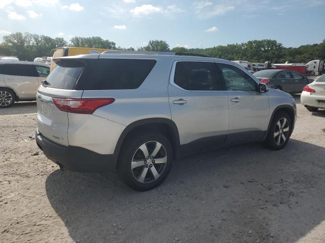 1GNEVHKW5JJ178903 - 2018 CHEVROLET TRAVERSE LT 银色 照片 3