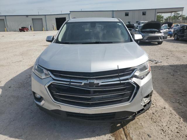 1GNEVHKW5JJ178903 - 2018 CHEVROLET TRAVERSE LT 银色 照片 5