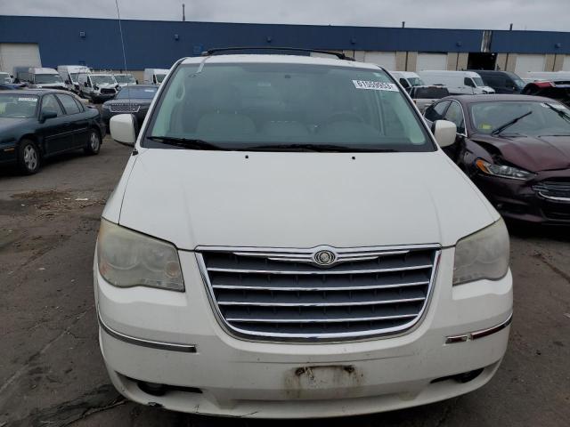 2A4RR5D10AR286527 - 2010 CHRYSLER TOWN & COU TOURING 白色 照片 5