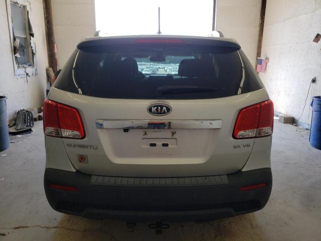 5XYKUDA20DG324585 - 2013 KIA SORENTO EX SILVER photo 6