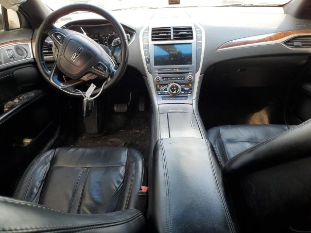 3LN6L5E91JR600240 - 2018 LINCOLN MKZ RESERVE შავი ფოტო 8