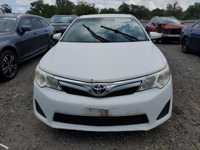 4T1BF1FK9CU519885 - 2012 TOYOTA CAMRY BASE Білий фото 5