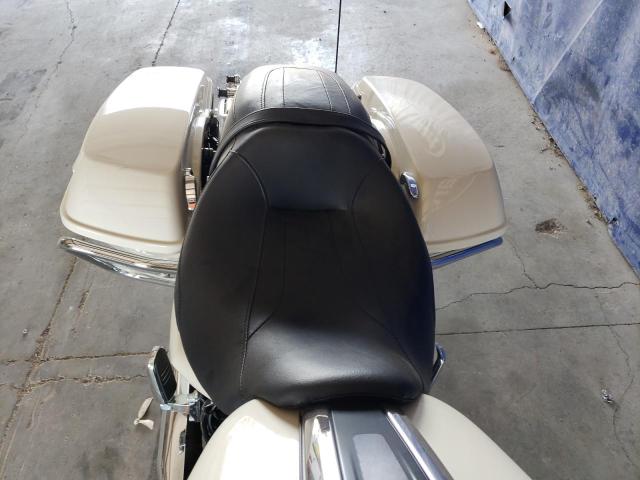 1HD1KTP16NB672153 - 2022 HARLEY-DAVIDSON FLTRX 白色 照片 6