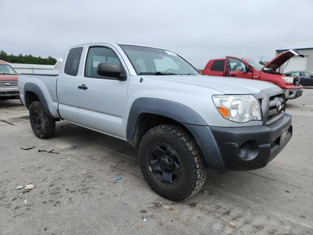 5TEUX42N06Z215139 - 2006 TOYOTA TACOMA ACCESS CAB SILVER photo 4