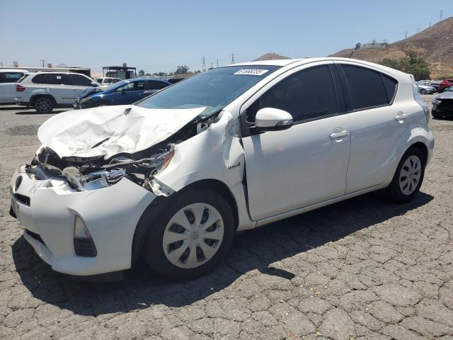 2014 TOYOTA PRIUS C, null