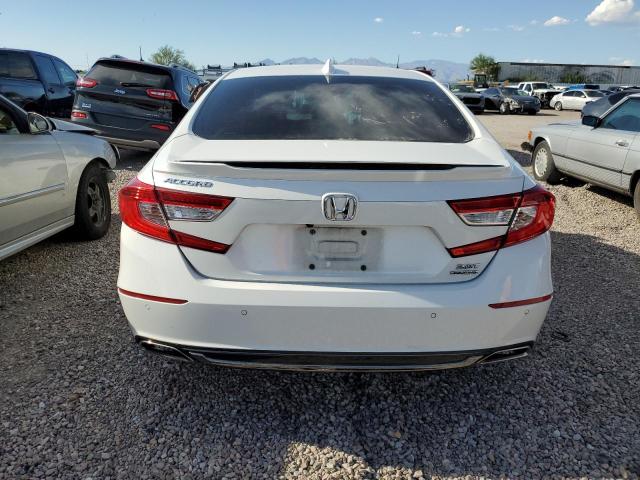 1HGCV2F93JA012642 - 2018 HONDA ACCORD TOURING WHITE photo 6