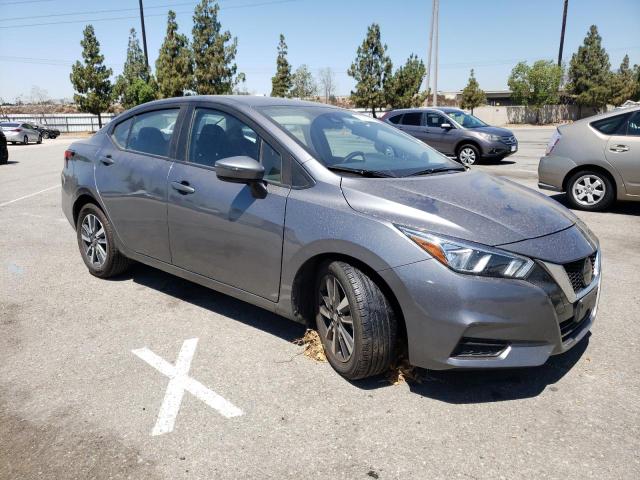 3N1CN8EV7ML843559 - 2021 NISSAN VERSA SV GRAY photo 4