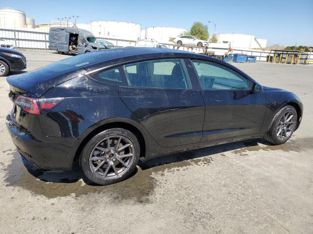 5YJ3E1EA7PF459219 - 2023 TESLA MODEL 3 BLACK photo 3
