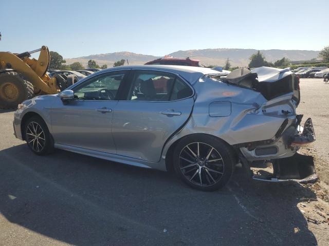 4T1S11BK5PU103441 - 2023 TOYOTA CAMRY SE NIGHT SHADE SILVER photo 2