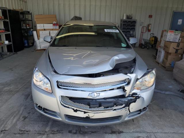 1G1ZE5E15BF112129 - 2011 CHEVROLET MALIBU LTZ 银色 照片 5