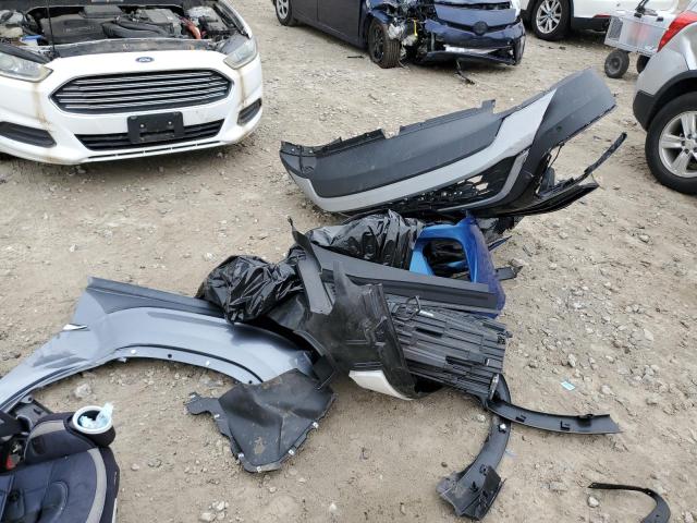 1V2KE2CAXRC242332 - 2024 VOLKSWAGEN ATLAS CROS SE Gris photo 13