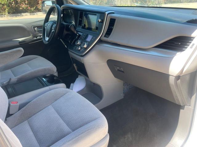 5TDKK3DC3FS547083 - 2015 TOYOTA SIENNA LE 白色 照片 5